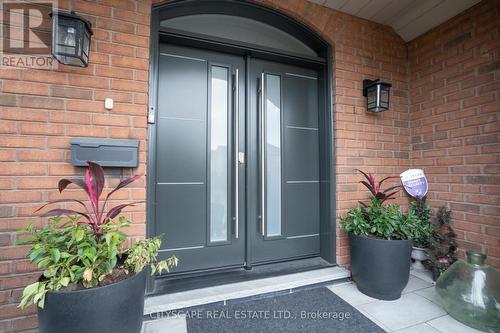 3282 Scotch Pine Gate, Mississauga, ON - Outdoor With Exterior