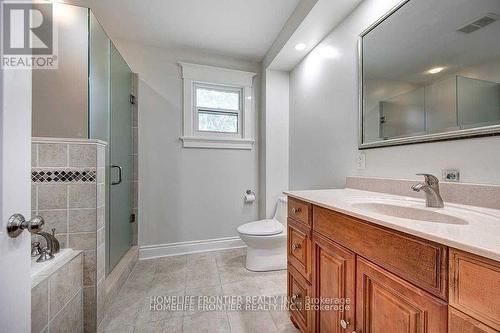 81 Centre Street E, Richmond Hill (Crosby), ON - Indoor Photo Showing Bathroom