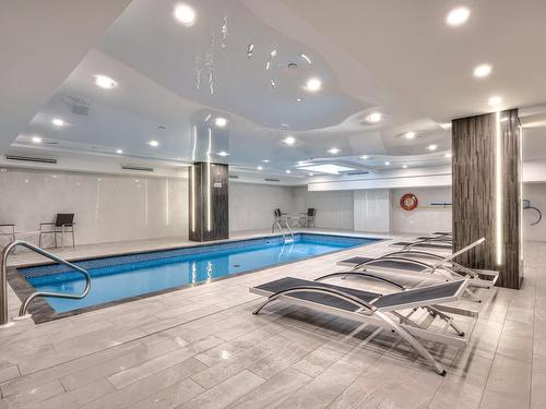 Piscine - 3701-1188 Av. Union, Montréal (Ville-Marie), QC - Indoor Photo Showing Other Room With In Ground Pool