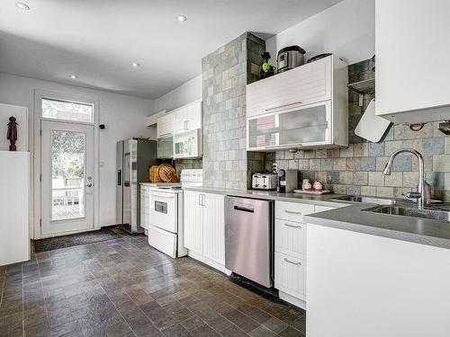 Cuisine - 3639  - 3641 Rue Drolet, Montréal (Le Plateau-Mont-Royal), QC - Indoor Photo Showing Kitchen With Double Sink