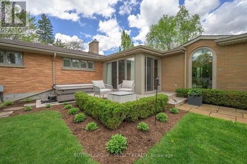 1920 Richmond Street, London, ON - Outdoor