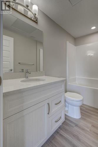 5620 51St Street Unit# 304, Osoyoos, BC - Indoor Photo Showing Bathroom