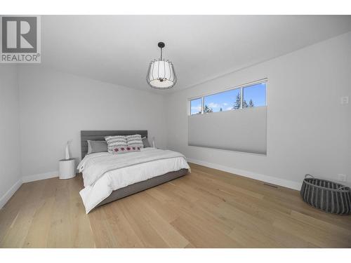 509 Eldorado Road, Kelowna, BC - Indoor Photo Showing Bedroom