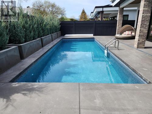 509 Eldorado Road, Kelowna, BC - Outdoor With In Ground Pool