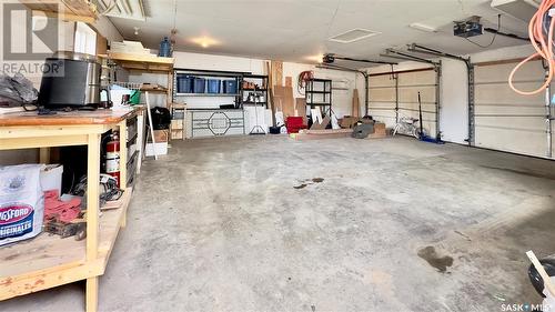 134 Throne Street, Sceptre, SK - Indoor Photo Showing Garage