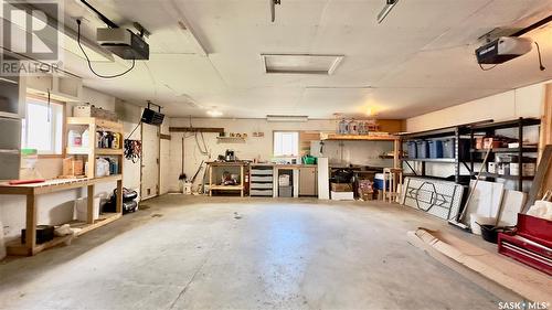 134 Throne Street, Sceptre, SK - Indoor Photo Showing Garage