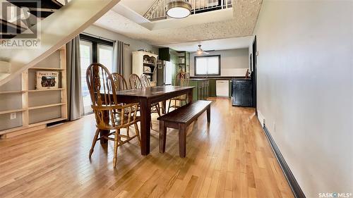 134 Throne Street, Sceptre, SK - Indoor Photo Showing Dining Room