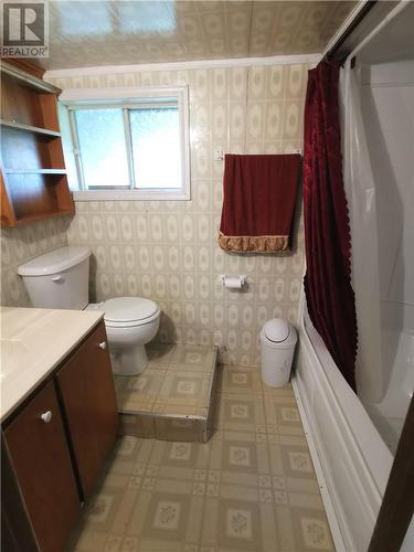 275 Lavallee Road, Chelmsford, ON - Indoor Photo Showing Bathroom