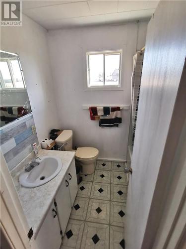 275 Lavallee Road, Chelmsford, ON - Indoor Photo Showing Bathroom