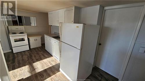 1462 Salisbury, Moncton, NB - Indoor Photo Showing Kitchen