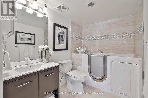 1904 - 3 Marine Parade Drive, Toronto, ON - Indoor Photo Showing Bathroom