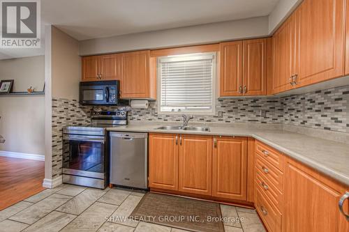 27 Lardner Street, Cambridge, ON - Indoor Photo Showing Kitchen With Double Sink