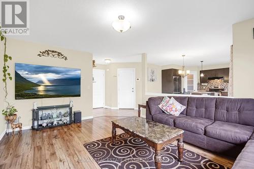 439 Champlain Avenue, Woodstock, ON - Indoor Photo Showing Living Room