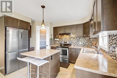 439 Champlain Avenue, Woodstock, ON - Indoor Photo Showing Kitchen With Double Sink With Upgraded Kitchen