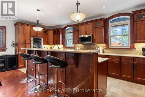 64 Avondale Avenue S, Waterloo, ON - Indoor Photo Showing Kitchen With Upgraded Kitchen