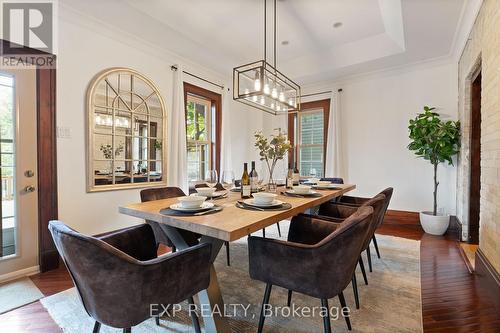 64 Avondale Avenue S, Waterloo, ON - Indoor Photo Showing Dining Room