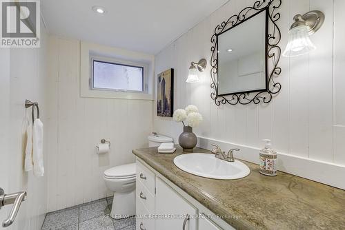 205 Alderbrae Avenue, Toronto, ON - Indoor Photo Showing Bathroom