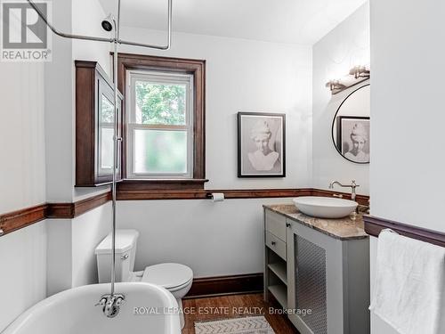 52 Eastwood Road, Toronto, ON - Indoor Photo Showing Bathroom