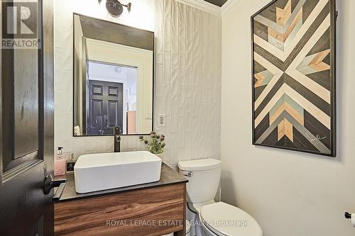 279 Kenilworth Avenue, Toronto, ON - Indoor Photo Showing Bathroom