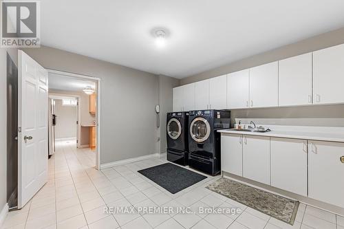 21 Knudson Lane, Vaughan, ON - Indoor Photo Showing Laundry Room