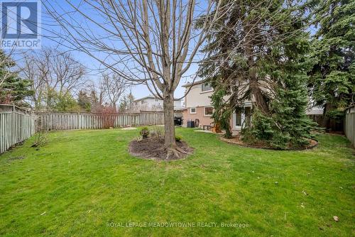 23 Parkview Place, Brampton, ON - Outdoor With Backyard