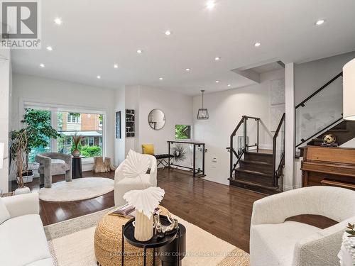 79 Massey Street, Toronto, ON - Indoor Photo Showing Living Room