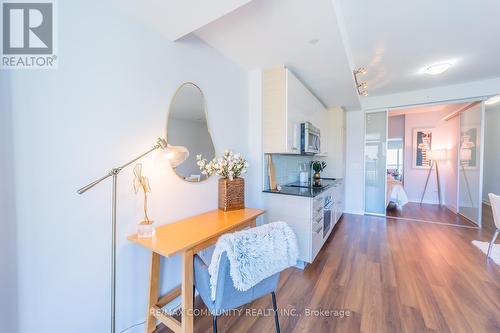 1210 - 210 Simcoe Street E, Toronto (Bay Street Corridor), ON - Indoor