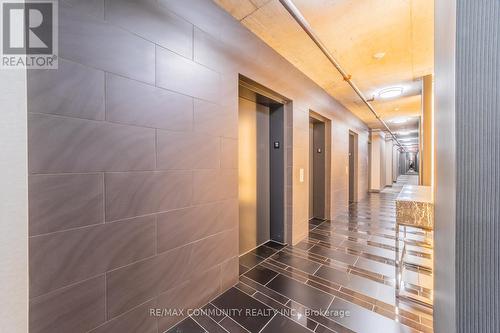 1210 - 210 Simcoe Street E, Toronto (Bay Street Corridor), ON - Indoor