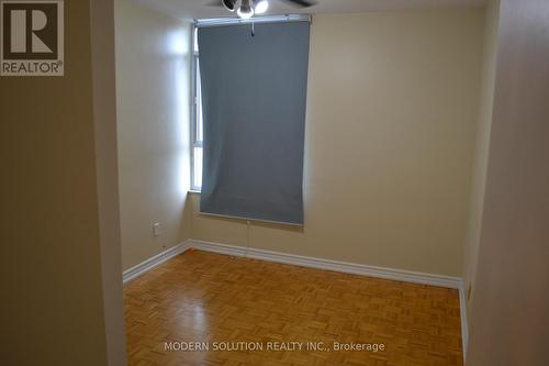 614 - 2550 Pharmacy Avenue, Toronto, ON - Indoor Photo Showing Other Room