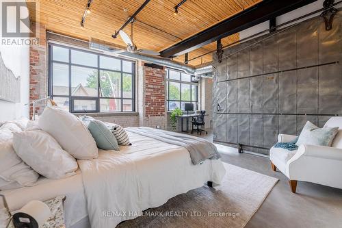 217 - 68 Broadview Avenue, Toronto, ON - Indoor Photo Showing Bedroom