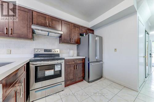 105 Empringham Drive, Toronto (Malvern), ON - Indoor Photo Showing Kitchen