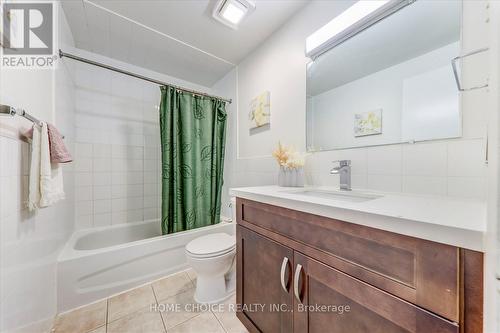 105 Empringham Drive, Toronto (Malvern), ON - Indoor Photo Showing Bathroom