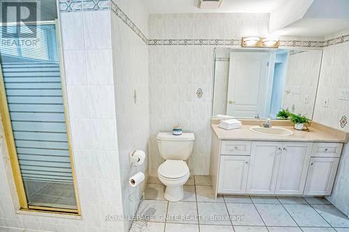 1795 Pine Grove Avenue, Pickering, ON - Indoor Photo Showing Bathroom