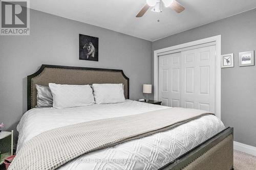 28 Cliffside Drive, Kawartha Lakes, ON - Indoor Photo Showing Bedroom