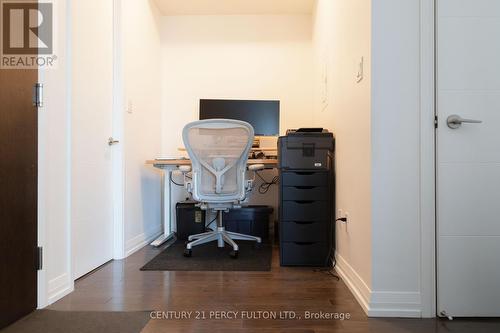 1611 - 460 Adelaide Street E, Toronto, ON - Indoor Photo Showing Office