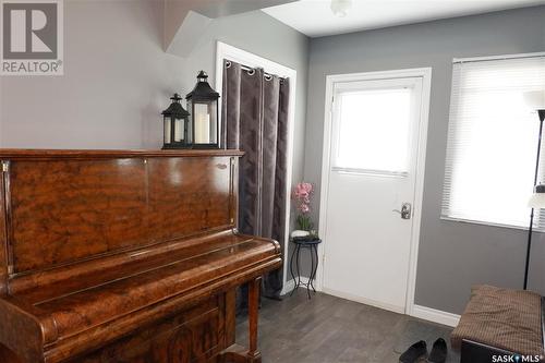 215 4Th Avenue E, Assiniboia, SK - Indoor Photo Showing Other Room