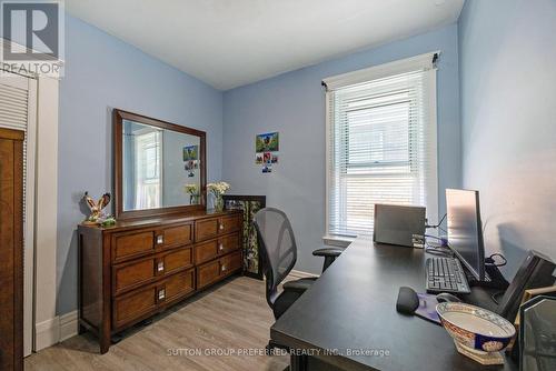 429 Burbrook Place, London, ON - Indoor Photo Showing Office