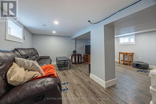 429 Burbrook Place, London, ON - Indoor Photo Showing Basement