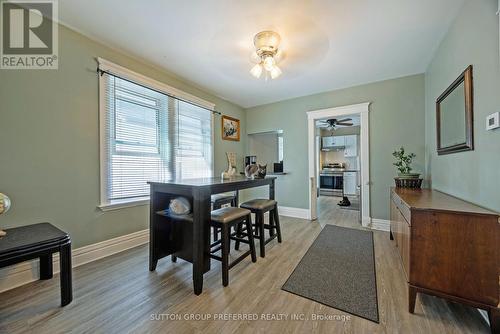 429 Burbrook Place, London, ON - Indoor Photo Showing Dining Room