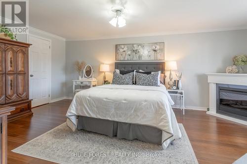 48 Walmer Gardens, London, ON - Indoor Photo Showing Bedroom