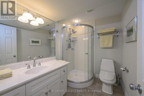 110 - 25 Becher Street, London, ON - Indoor Photo Showing Bathroom