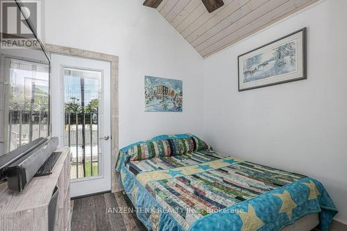 163 Maud Street, Central Elgin (Port Stanley), ON - Indoor Photo Showing Bedroom