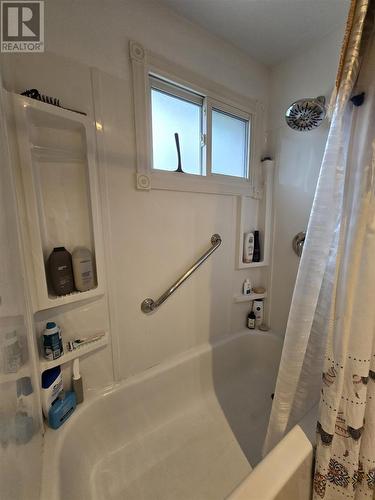 156 Church St, Sault Ste Marie, ON - Indoor Photo Showing Bathroom