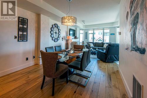 1128 Sunset Drive Unit# 1402, Kelowna, BC - Indoor Photo Showing Dining Room