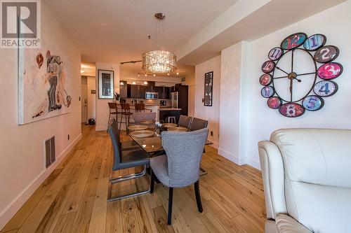 1128 Sunset Drive Unit# 1402, Kelowna, BC - Indoor Photo Showing Dining Room