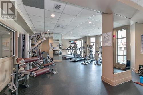 1128 Sunset Drive Unit# 1402, Kelowna, BC - Indoor Photo Showing Gym Room