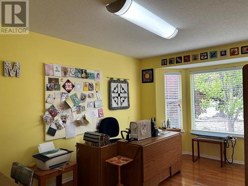 686 6 Street, Vernon, BC - Indoor Photo Showing Office