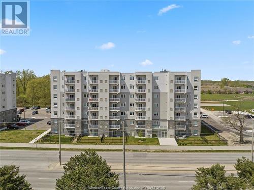 1489 Banwell Road Unit# 226, Windsor, ON - Outdoor With Facade