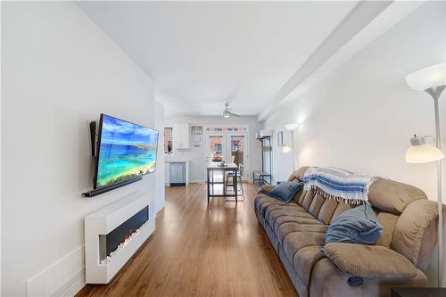 290 Barton Street W|Unit #6, Hamilton, ON - Indoor Photo Showing Living Room