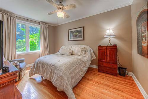 650 Ramsgate Road, Burlington, ON - Indoor Photo Showing Bedroom